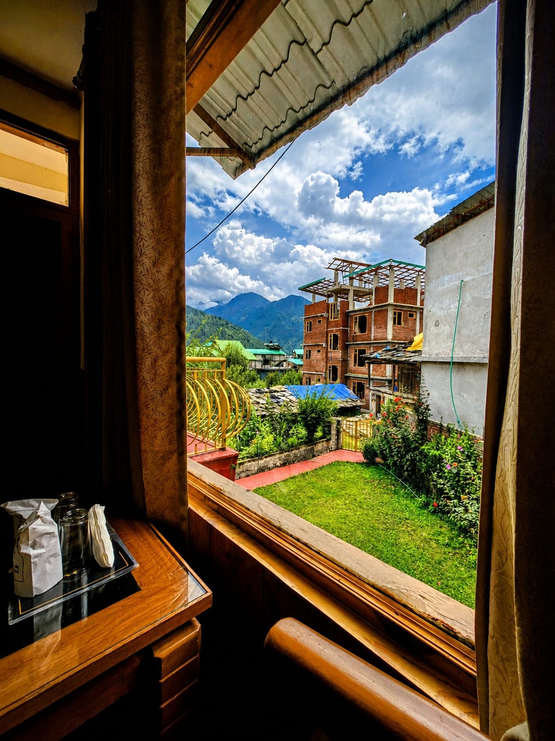 Balcony Antriksh Cootage