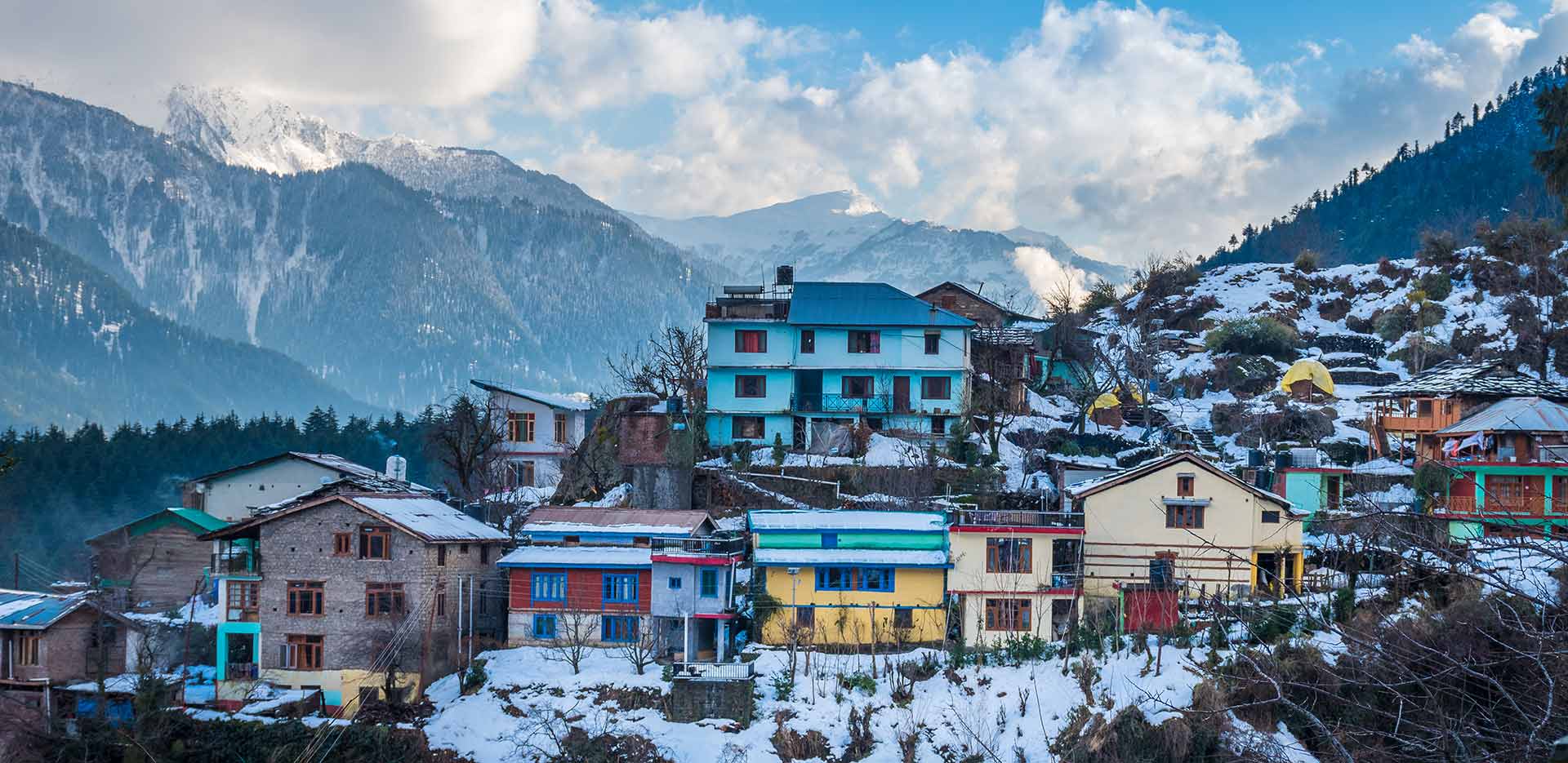 Old Manali: A Complete Guide to Streets & Cafés